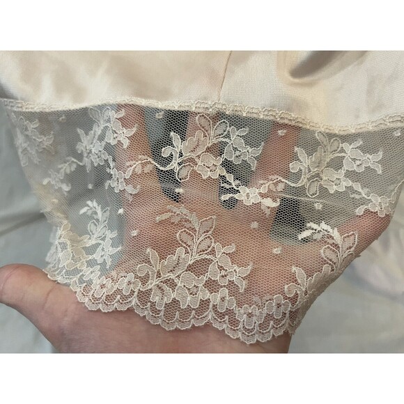 Vintage 1960's Half Slip Skirt Slip Pink Lace Wide Lace Band at Hem 14/16 Tall - Picture 3 of 6
